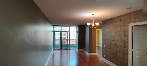 Toronto W08, ON M9B 6L9,5229 Dundas ST W #2012