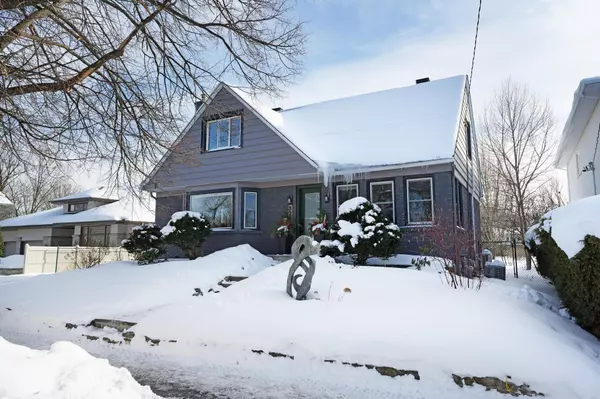 Alta Vista And Area, ON K1H 5M8,328 Pleasant Park RD