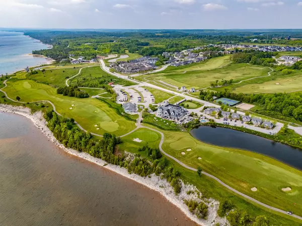 Georgian Bluffs, ON N0H 1S0,161 Hawthorn CRES