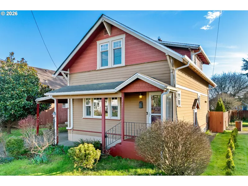 2507 6TH ST, Tillamook, OR 97141