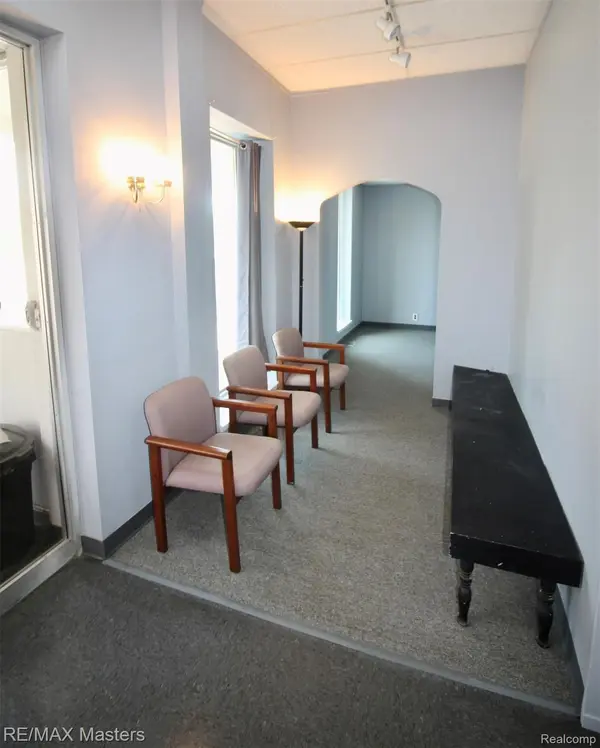 33053 W Jefferson AVE, Brownstown Charter Township, MI 48173