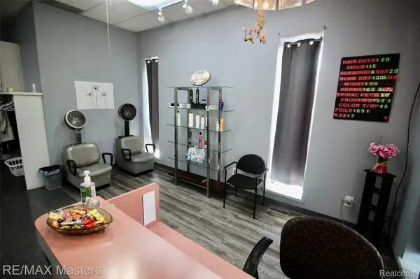 33053 W Jefferson AVE, Brownstown Charter Township, MI 48173