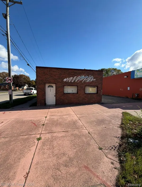 4809 S Beech Daly ST, Dearborn Heights, MI 48125