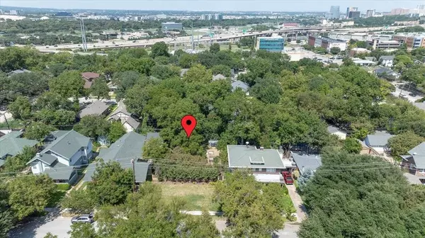 Fort Worth, TX 76110,2328 Mistletoe Boulevard