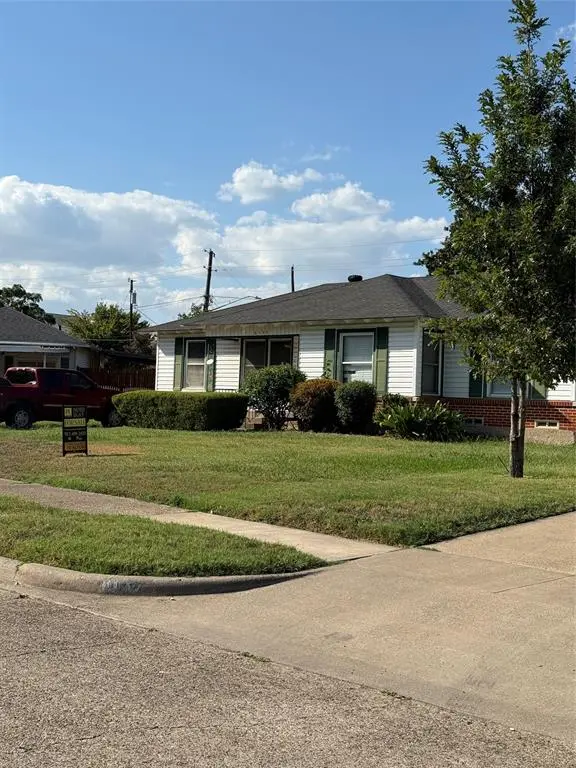 8133 Cavalier Circle, Dallas, TX 75227