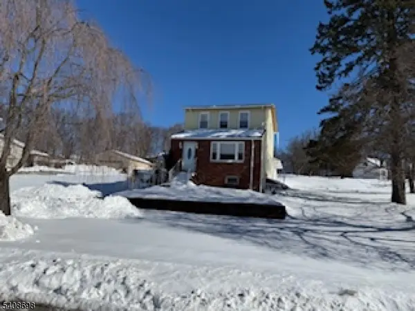 57 Dietrich Ln, North Haledon Boro, NJ 07508