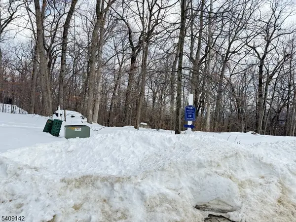 18 Wiltshire Dr, Boonton Twp., NJ 07005