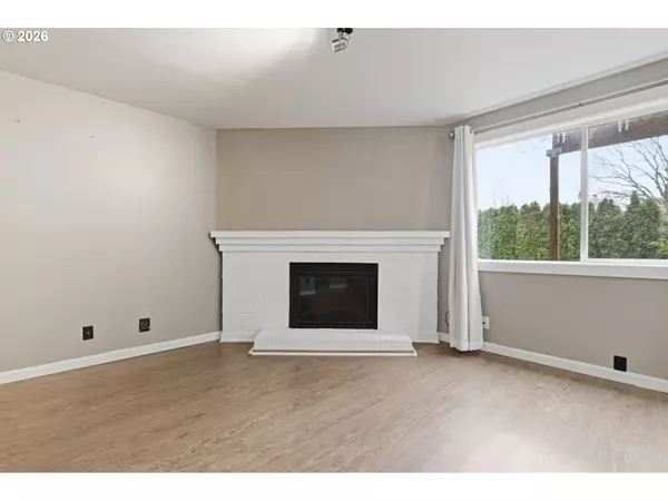 Vancouver, WA 98683,605 SE 121ST AVE #5