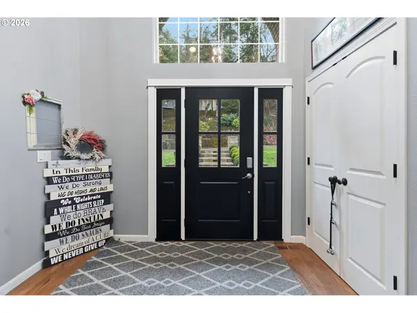 2728 Hallmark LN, Eugene, OR 97405