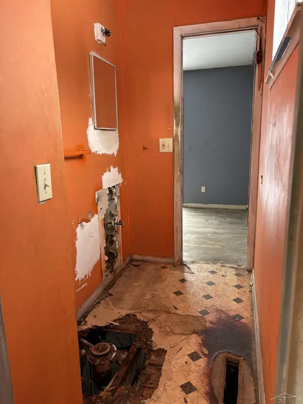 6104 Hilton LN, Mt Morris Twp, MI 48458