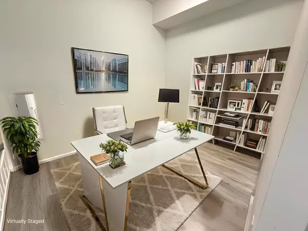 Toronto, ON M5A 2C7,60 Princess ST #718