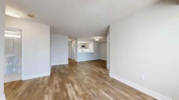 5 Greystone Walk DR #1511, Toronto E04, ON M1K 5J5