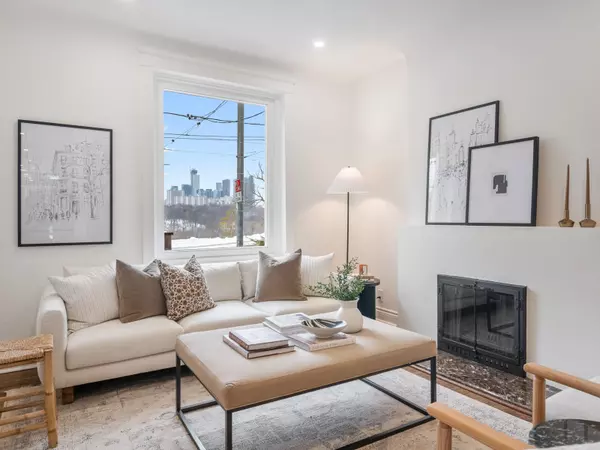 Toronto, ON M4K 2N4,491 Broadview AVE