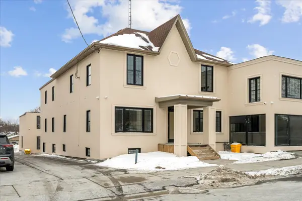 251 Simcoe ST S #102, Oshawa, ON L1H 4H3