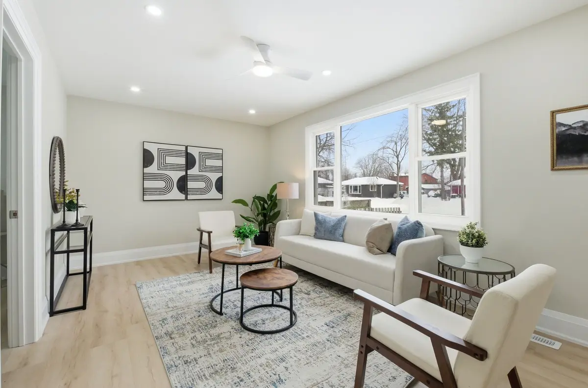 Georgina, ON L0E 1N0,103 Cronsberry RD