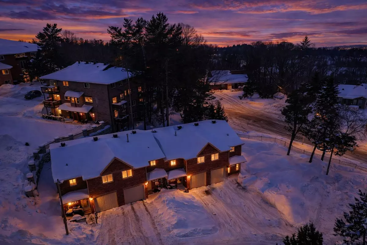 Barrie, ON L4N 6W4,3 Partridge RD #49