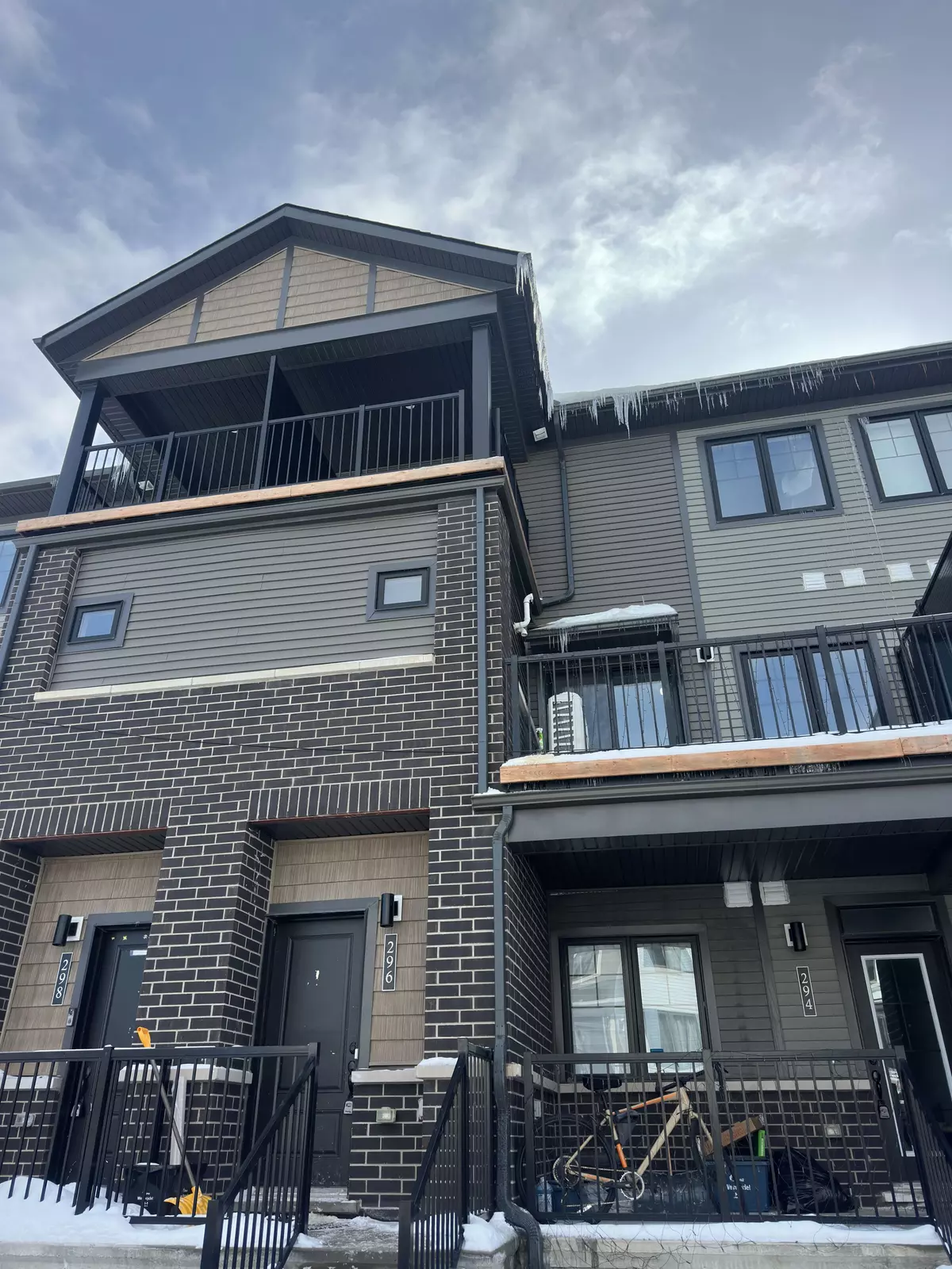 Barrhaven, ON K2J 7J3,296 Anyolite Private