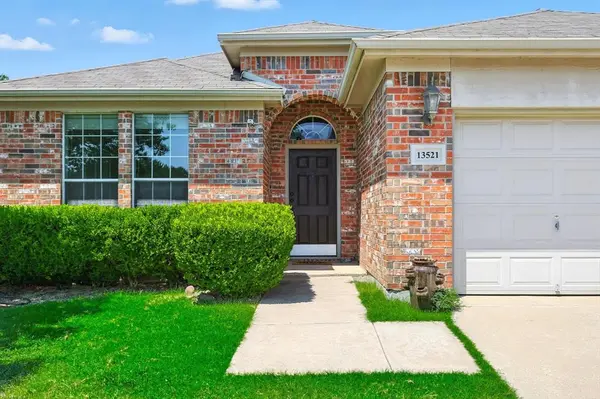 13521 Ponderosa Ranch Road, Fort Worth, TX 76262