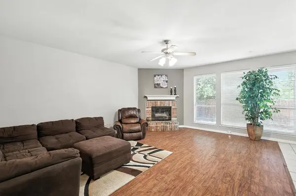 13521 Ponderosa Ranch Road, Fort Worth, TX 76262