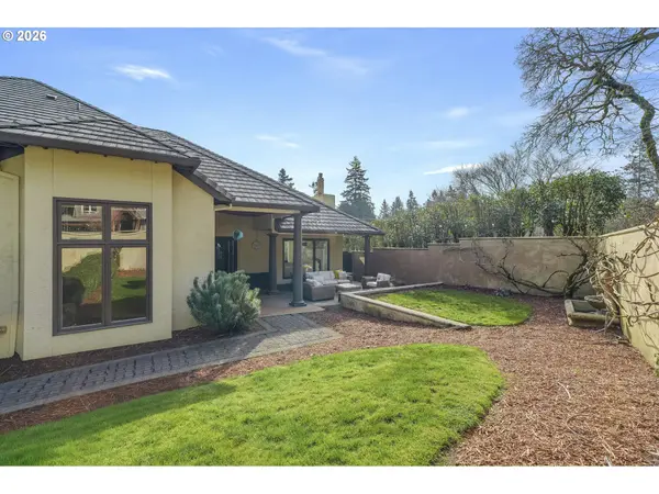 17282 LAKE HAVEN DR, Lake Oswego, OR 97035