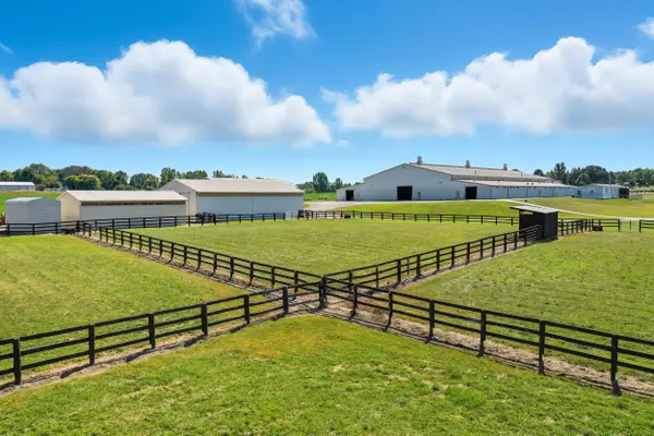 9111 E Bristol RD, Davison Twp, MI 48423