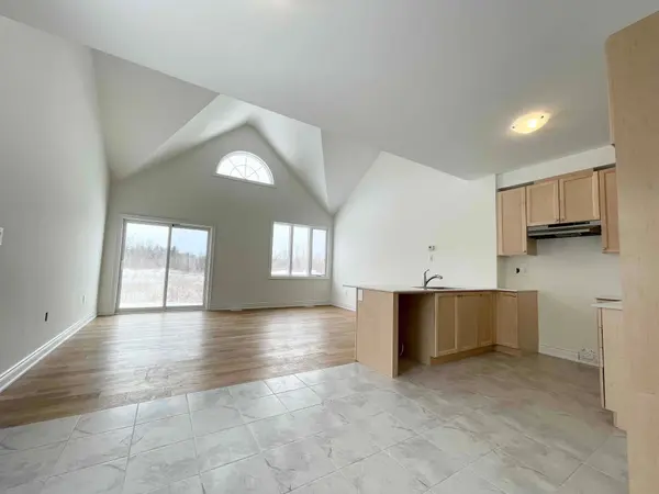 Georgina, ON L0E 1R0,65 Schortinghuis ST