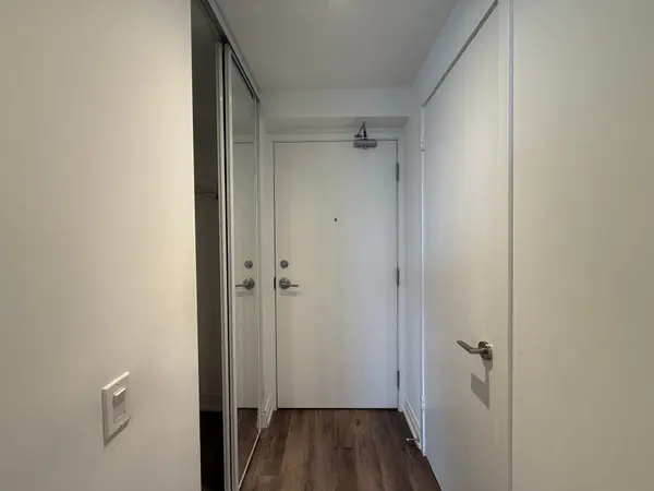 Vaughan, ON L4K 0J5,5 Buttermill AVE #2606