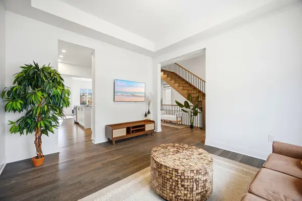 3240 Mariner Passage, Oakville, ON L6M 4K1