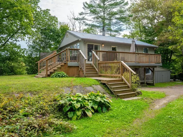 Muskoka Lakes, ON P0B 1J0,1006 Youngs RD ##8