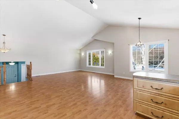 Brighton, ON K0K 1R0,483 Old Wooler RD