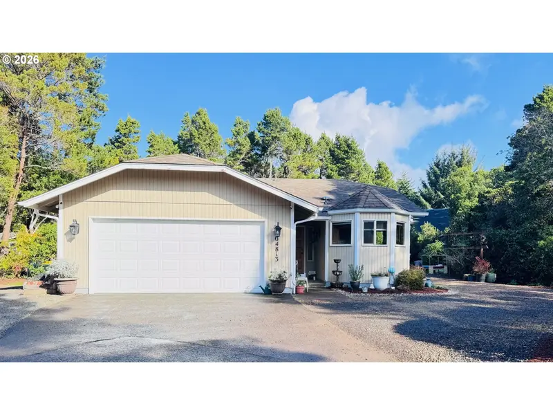 4813 OCEANA DR, Florence, OR 97439