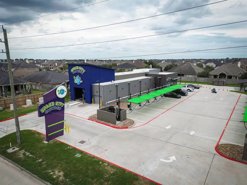 17955 Huffmeister Road, Cypress, TX 77429