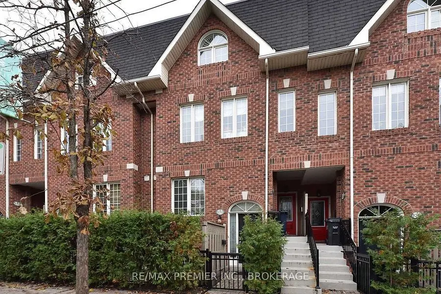 Toronto, ON M6H 1A8,1013A College ST