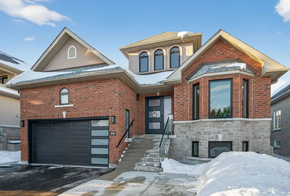 80 Gardiner DR, Bradford West Gwillimbury, ON L3Z 3G2