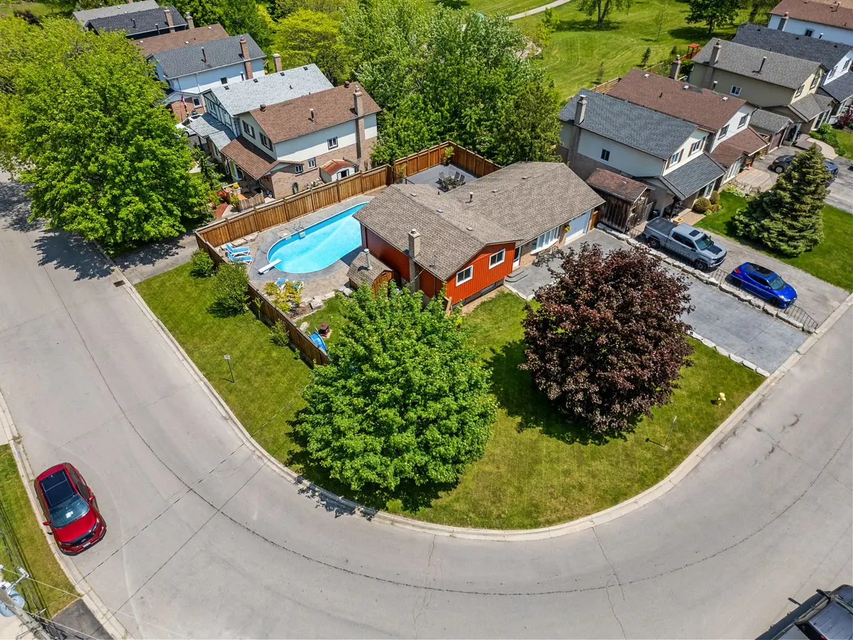 Haldimand, ON N3W 1C3,25 Burke DR