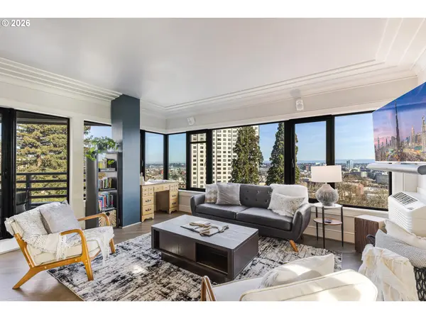 Portland, OR 97205,2245 SW PARK PL #7B