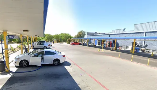 2561 Macarthur Boulevard, Lewisville, TX 75067