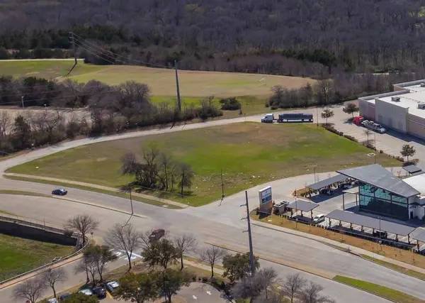 4900 N Garland Avenue, Garland, TX 75040