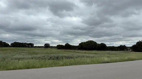 110 Rolling Ranch Boulevard, Alvord, TX 76225