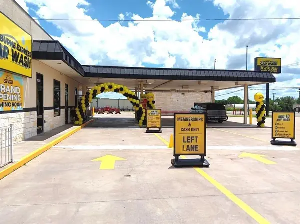 Cleburne, TX 76033,1828 N Main Street