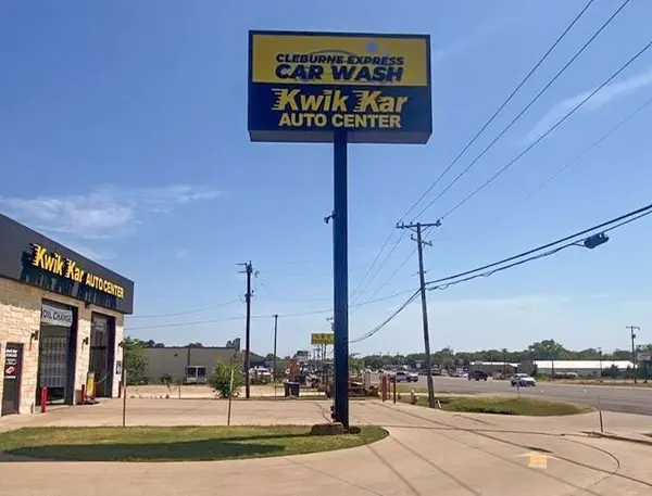 Cleburne, TX 76033,1828 N Main Street