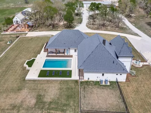 Decatur, TX 76234,361 Private Road 3248