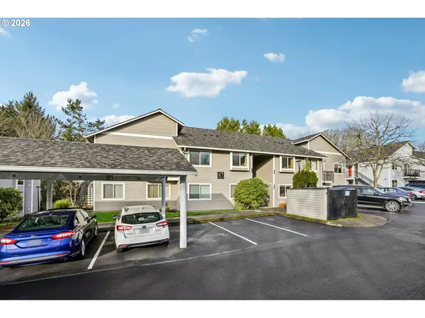 86 KINGSGATE RD #C-103, Lake Oswego, OR 97035