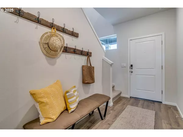 Salem, OR 97301,4933 Dilling AVE NE