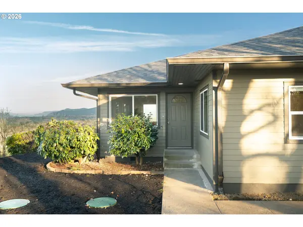 55 SW LOVHAR DR, Gresham, OR 97080