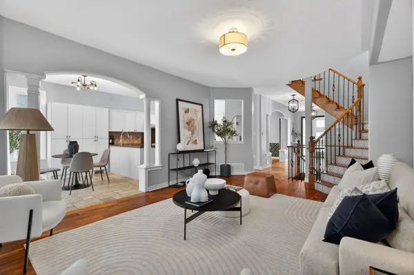 80 Gardiner DR, Bradford West Gwillimbury, ON L3Z 3G2