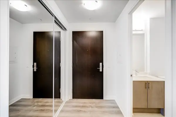 9000 Jane ST #1412, Vaughan, ON L4K 0M6