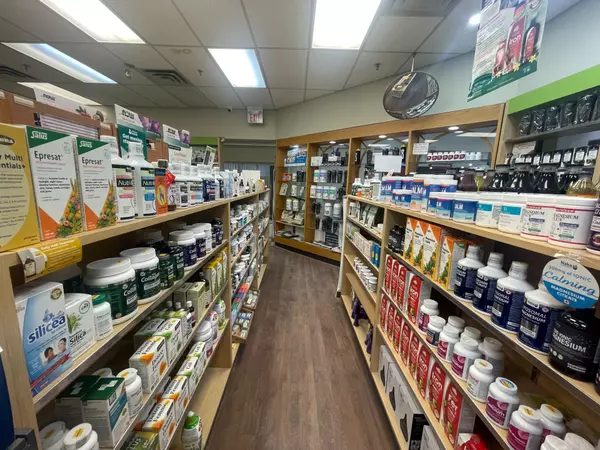 Brampton, ON L6Y 1N9,499 Main ST #93