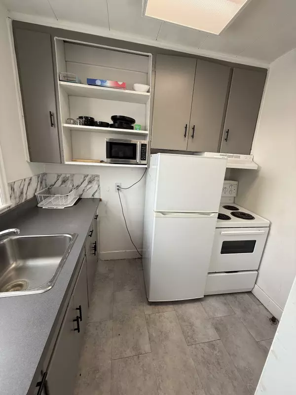 Brampton, ON L6W 3P1,51 Queen East ST S #6