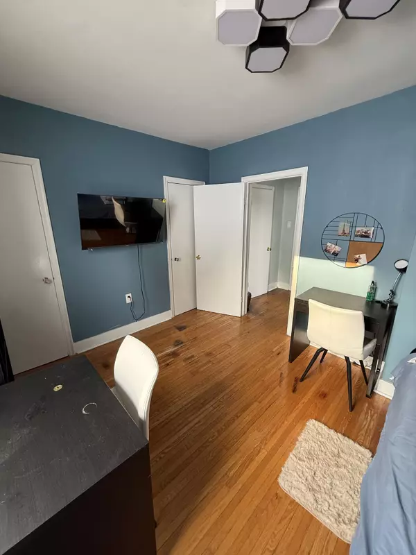 Brampton, ON L6W 3P1,51 Queen East ST S #6